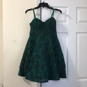 Lace green dress
